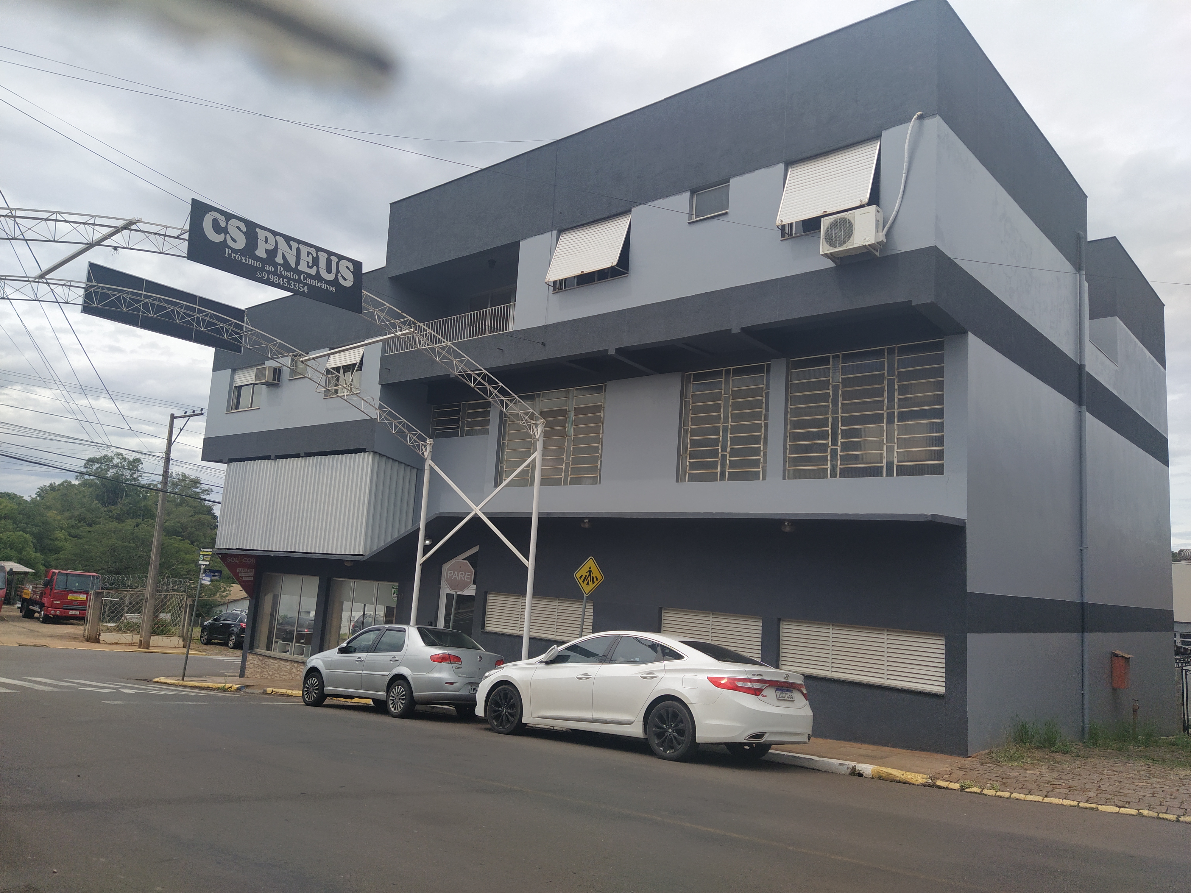 Loja e sobreloja