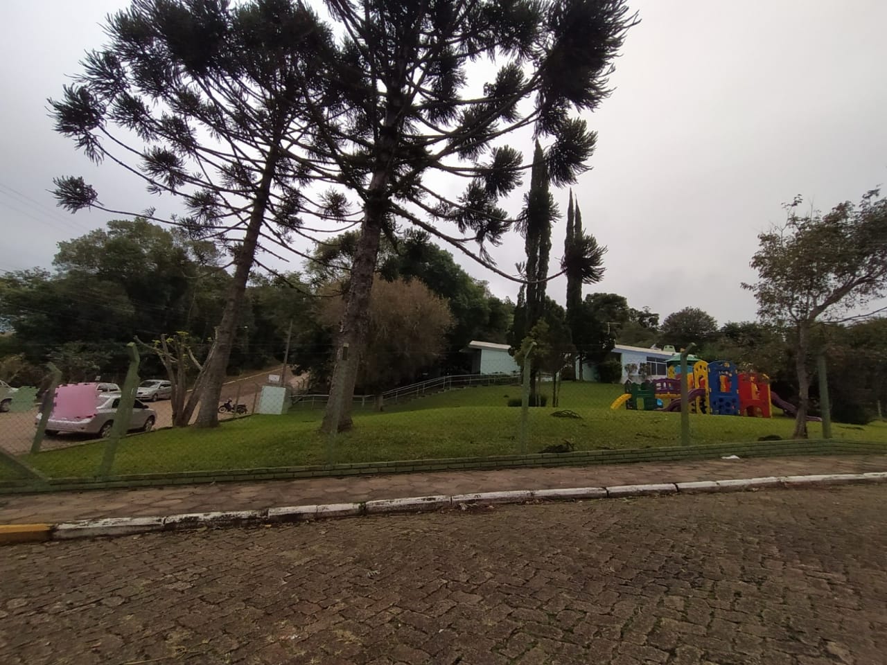 Casa de esquina/Canabarro