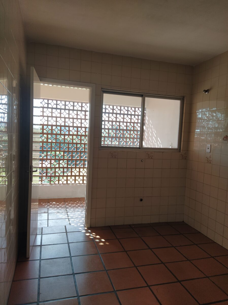 Apartamento 2 dormitórios Carlos Arnt