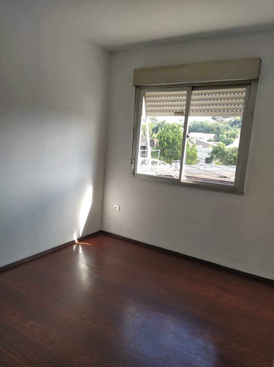 Apartamento 2 dormitórios Carlos Arnt