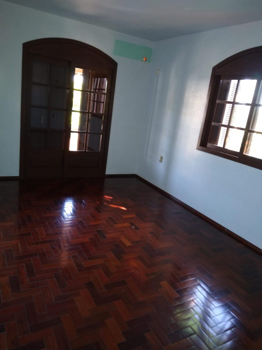 Ótima casa em Canabarro