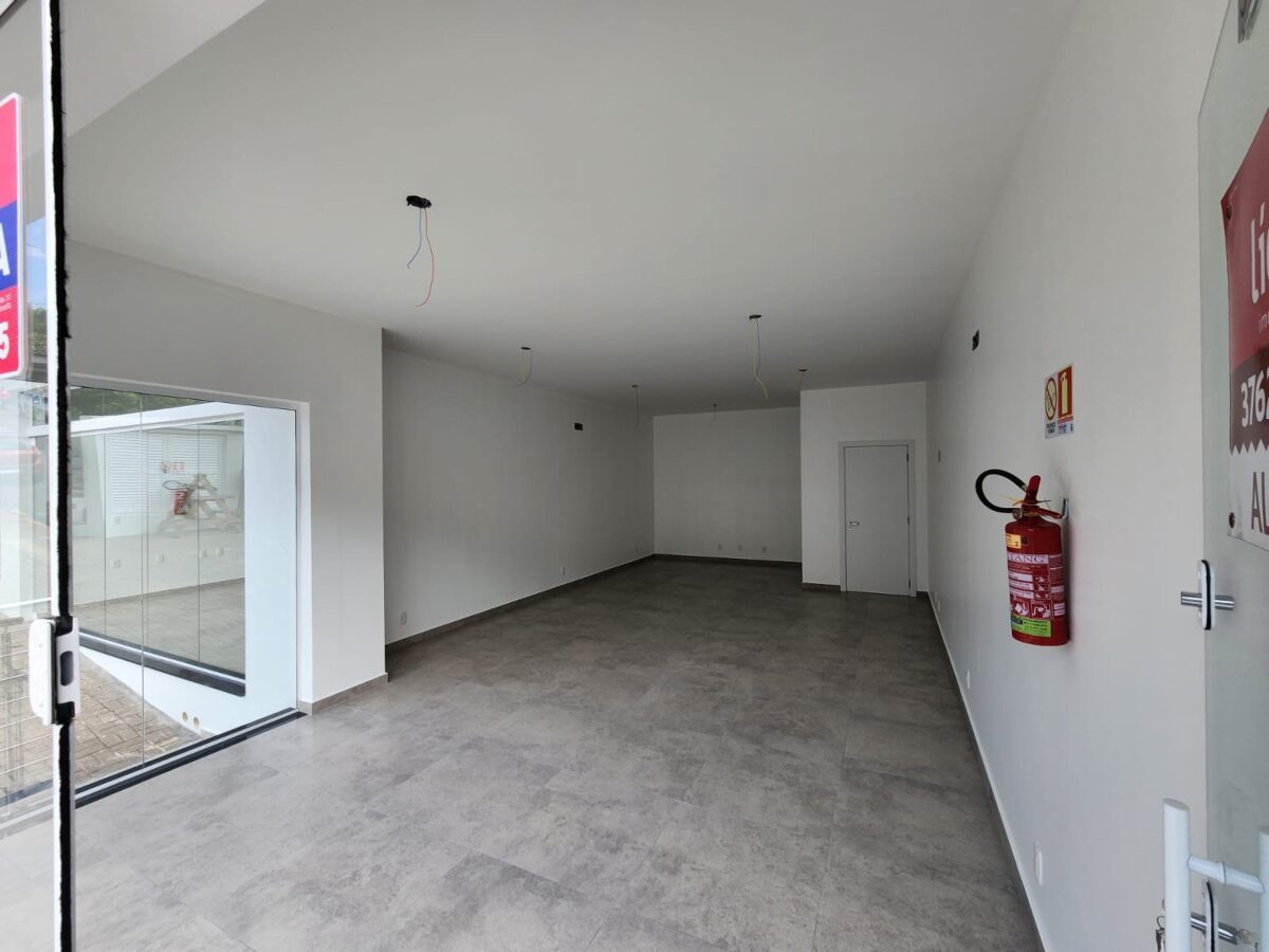Sala/lojas em Languiru